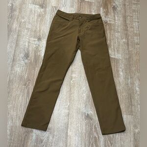 Lululemon Men’s ABC Slim-Fit 5 Pocket Pant
